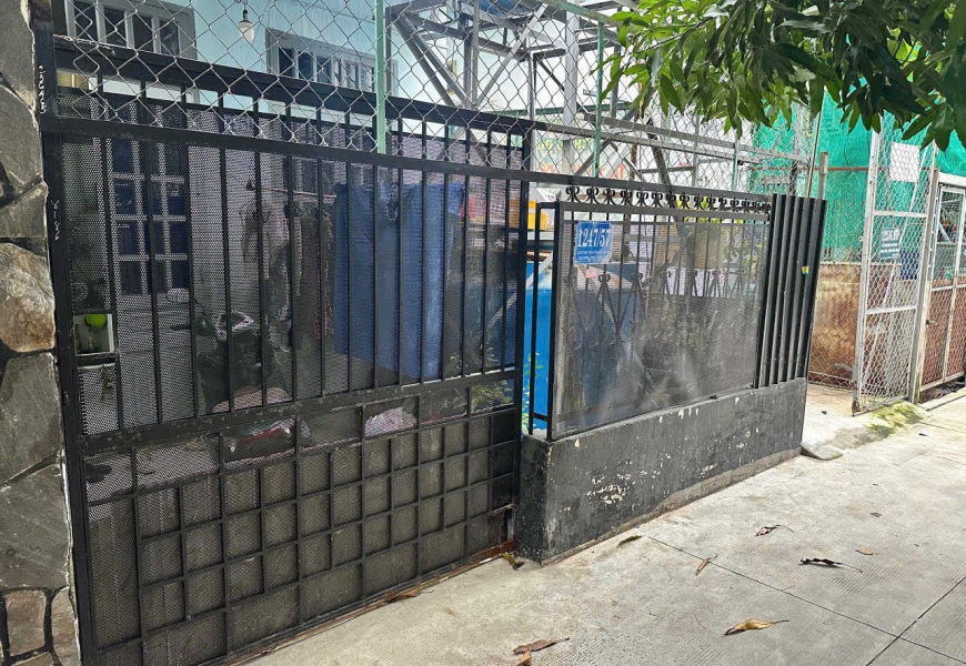 BÁN DÃY NHÀ TRỌ HẺM HUỲNH TẤN PHÁT – PHƯỜNG PHÚ THUẬN .Q7