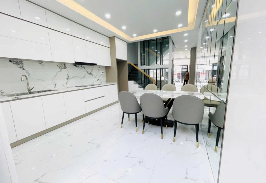 0914020039 EM DUNG BÁN NHÀ ĐẸP – FULL NỘI THẤT CAO CẤP – CÓ THANG MÁY 76C ĐƯỜNG SỐ 51, PHƯỜNG TÂN QUY, QUẬN 7