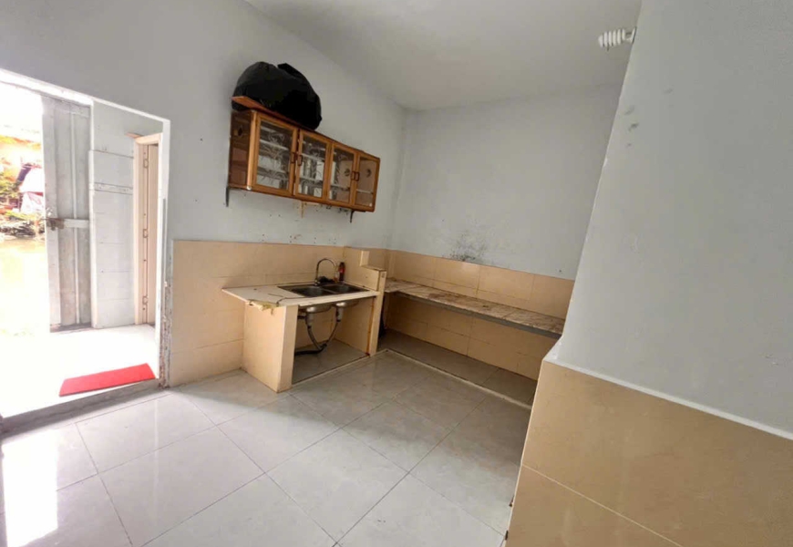 CHÍNH CHỦ CẦN BÁN NHÀ RỘNG, GIÁ RẺ, NHÀ HẺM XE HƠI, HẺM 803 ĐƯỜNG HUỲNH TẤN PHÁT, PHÚ THUẬN, QUẬN 7