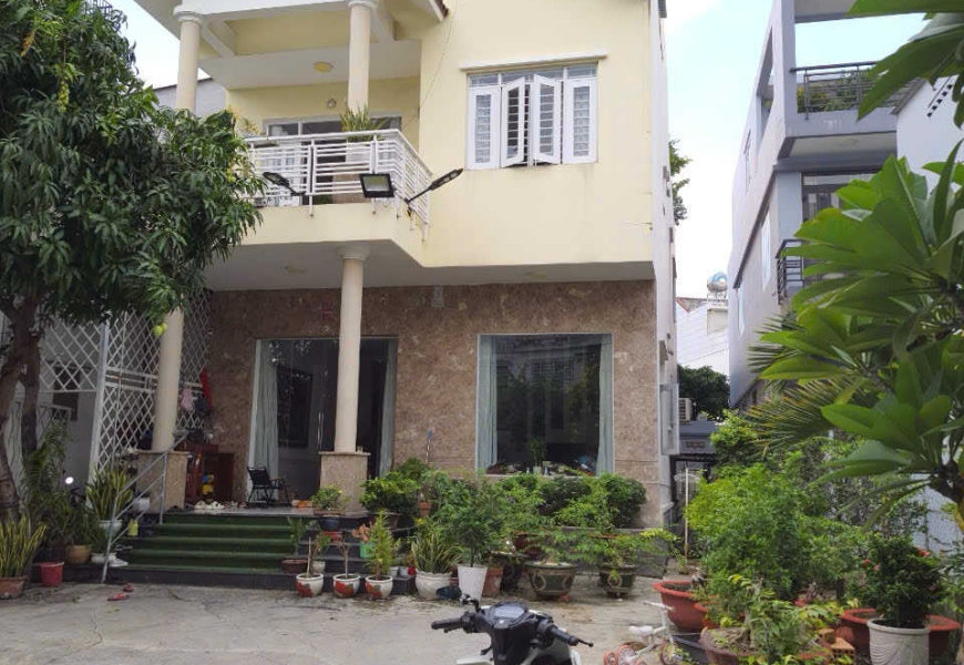 Ngộp bank từ 28 tỷ còn 16 tỷ 9 Biệt thự vườn khu Bộ Công an nguyễn Văn Quỳ Q.7