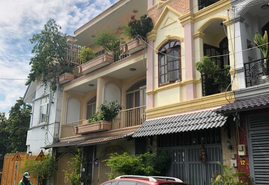 Bán nhà mặt tiền đường số khu Cư Xá Ngân Hàng, Phường Tân Thuận Tây, Quận 7.