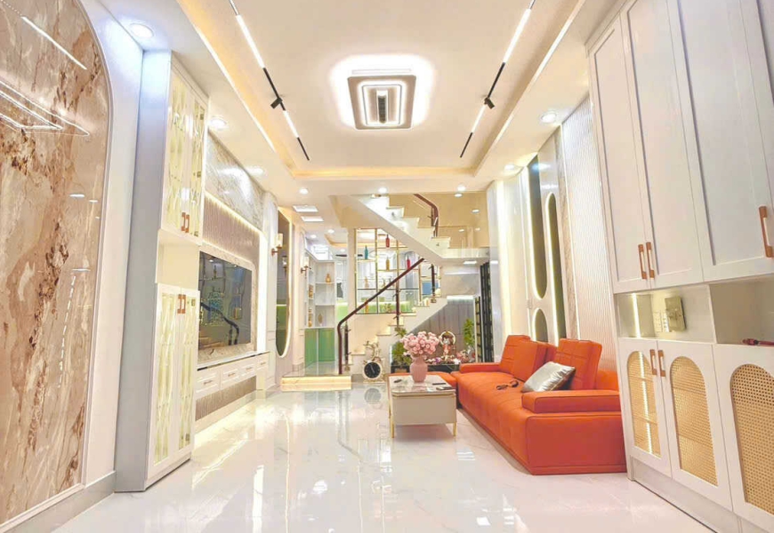 Bán nhà hẻm 67/29 Đào tông nguyên nhà bè xe hơi trước nhà