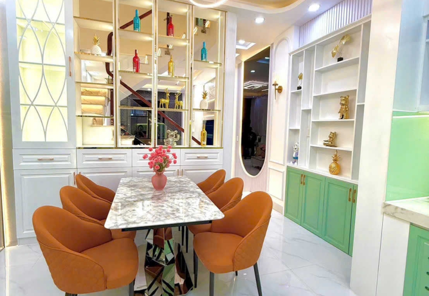 Bán nhà hẻm 67/29 Đào tông nguyên nhà bè xe hơi trước nhà