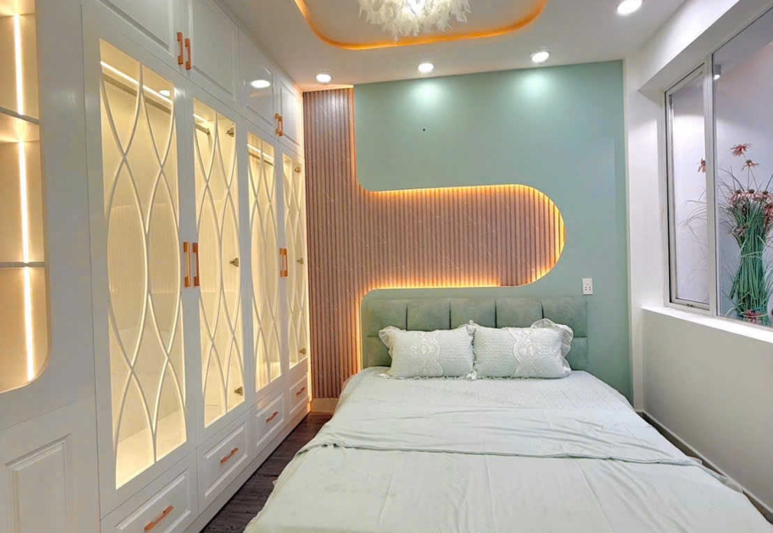 Bán nhà hẻm 67/29 Đào tông nguyên nhà bè xe hơi trước nhà