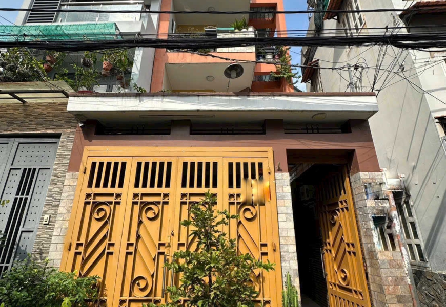 BÁN [Quận 7 - Cầu Tân Thuận 1] CĂN HỘ DỊCH VỤ 16 PHÒNG – 5 TẦNG KIÊN CỐ – NỞ HẬU 7.5M – CÁCH MẶT TIỀN 30M – GIÁ CHỈ 13,5 TỶ  (Bớt Lộc)