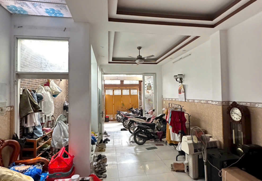 BÁN [Quận 7 - Cầu Tân Thuận 1] CĂN HỘ DỊCH VỤ 16 PHÒNG – 5 TẦNG KIÊN CỐ – NỞ HẬU 7.5M – CÁCH MẶT TIỀN 30M – GIÁ CHỈ 13,5 TỶ  (Bớt Lộc)