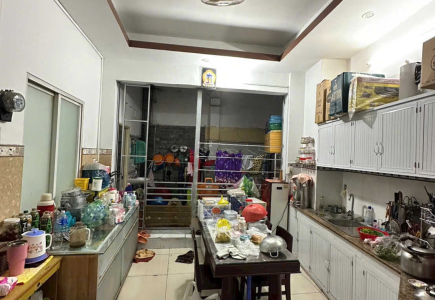 BÁN [Quận 7 - Cầu Tân Thuận 1] CĂN HỘ DỊCH VỤ 16 PHÒNG – 5 TẦNG KIÊN CỐ – NỞ HẬU 7.5M – CÁCH MẶT TIỀN 30M – GIÁ CHỈ 13,5 TỶ  (Bớt Lộc)