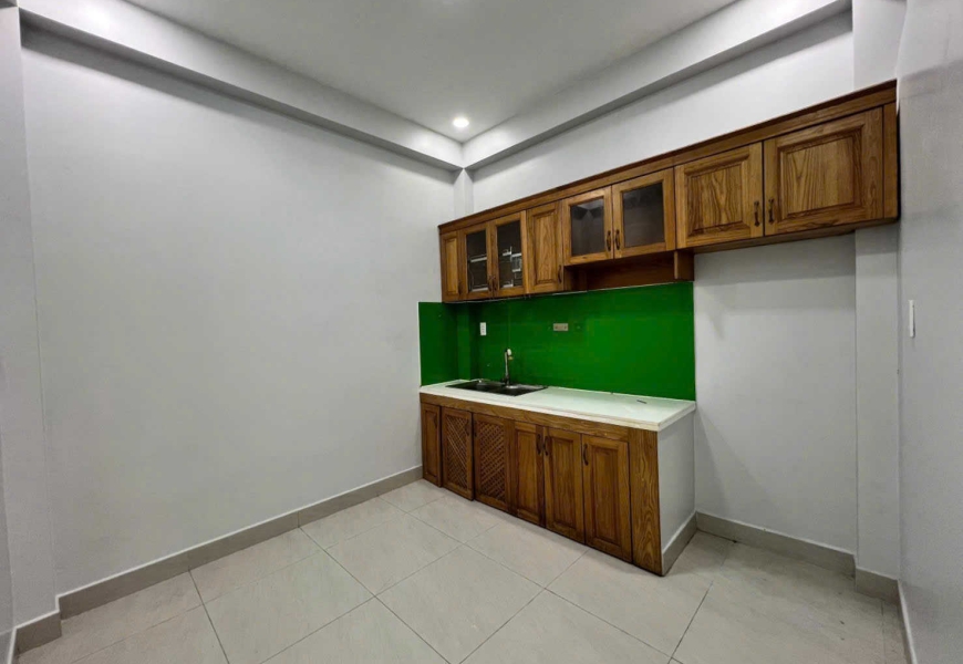 Giá: 3ty990 ( thương lượng)  NHÀ ĐƯỜNG HUỲNH TẤN PHÁT THÔNG NGUYỄN VĂN LINH (CÁCH XE HƠI CHỈ 30m)