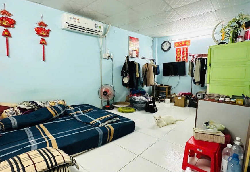 Nhà hẻm 1206/37/1 Huỳnh Tấn Phát, P. Tân Mỹ ( P.Tân Phú - Q7 cũ )