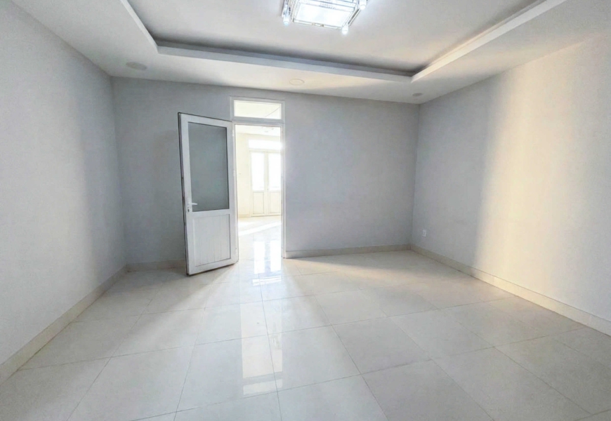 Bán 2 Căn Nhà Đôi Mặt Tiền Đường Huỳnh Tấn Phát. P.Tân Mỹ Quận 7