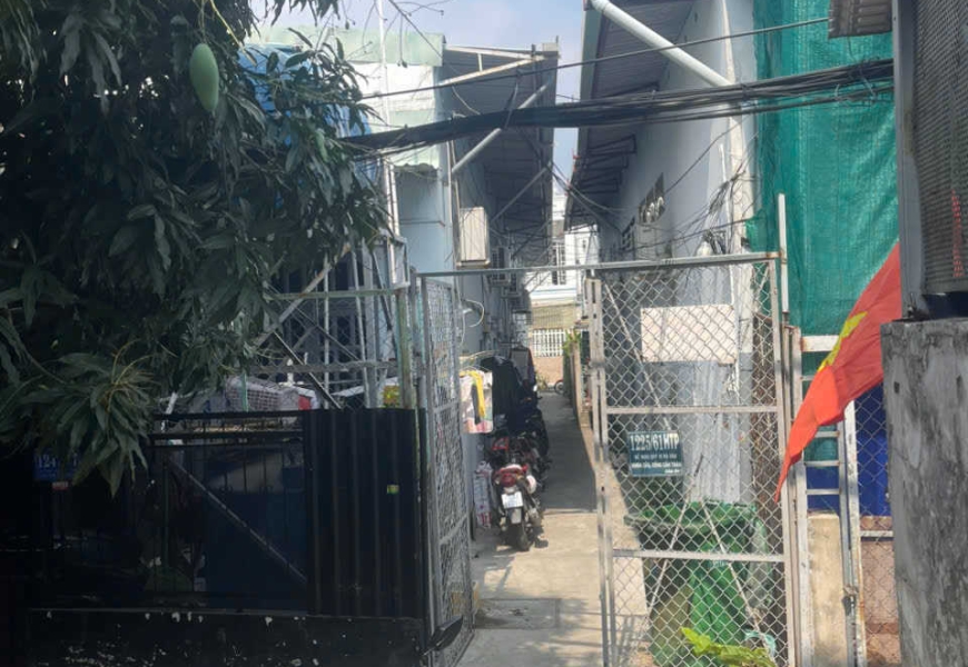 BÁN DÃY NHÀ TRỌ 2 MẶT TIỀN – HẺM 1225 HUỲNH TẤN PHÁT, PHÚ THUẬN, Q.7
