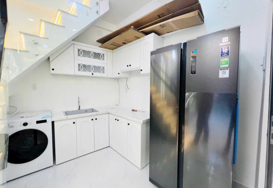 GIÁ : 4TỶ2 90 TL CHÍNH CHỦ  NHÀ MỚI TINH - TẶNG FUll NỘI THẤT   CHÍNH CHỦ CẦN BÁN NHÀ SỔ HỒNG RIÊNG 1247THÔNG 1225 -THÔNG 1283 ĐƯỜNG HUỲNH TẤN PHÁT - PHÚ THUẬN- QUẬN 7