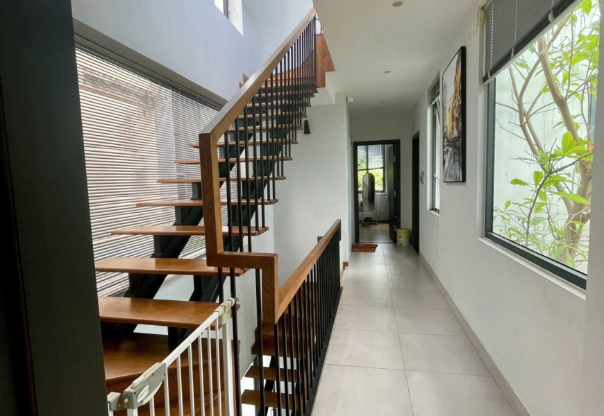 BÁN NHÀ ĐẸP ĐƯỜNG CHUYÊN DÙNG 9, QUẬN 7 - TẶNG FULL NỘI THẤT