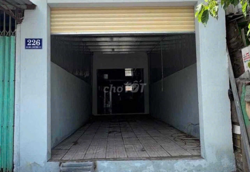 Bán đất mặt tiền bằng giá hẻm, mua đất tặng nhà, mặt tiền Gò Ô Môi, Phú Thuận, quận 7