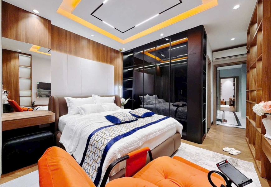 Chính chủ bán nhà mới xây dựng 100% theo phong cách hiện đại sang trọng Modern Luxury ,Contemporary Modern 2025 vị trí siêu vip Tân Quy Đông Quận 7, có 1 không 2 dân trí cao an ninh ! Siêu thị chợ trường học 10m cách nguyễn thị thập 20m 