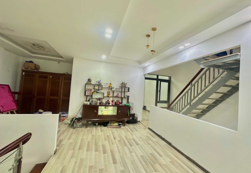 0914020039 GIẢM MẠNH BÁN GẤP SIÊU BIỆT THỰ QUẬN 7 - MẶT TIỀN HẺM XE HƠI NGUYỄN THỊ THẬP, Q7