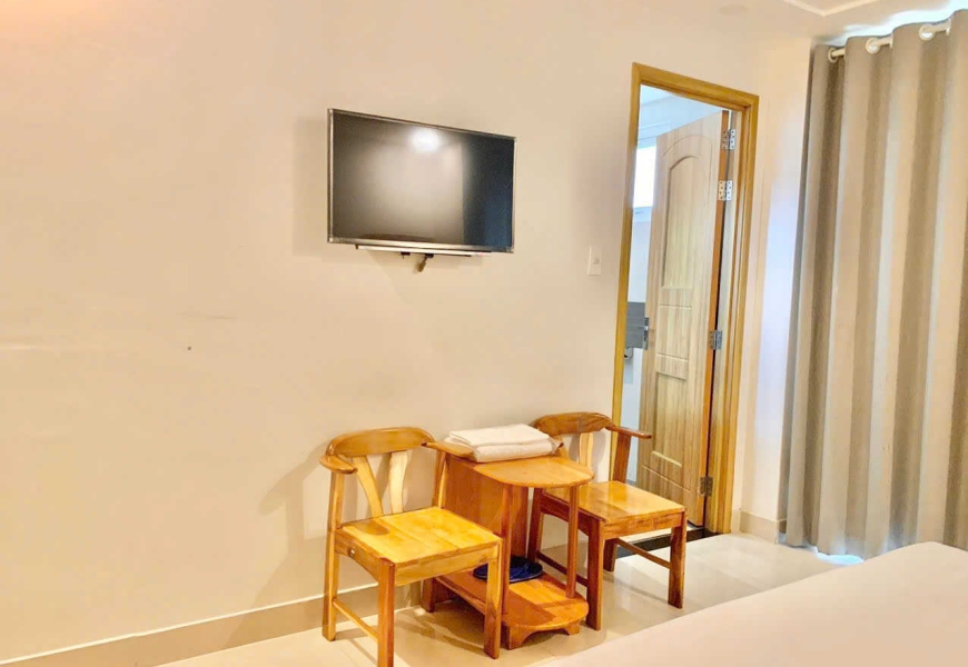 Bán khách sạn DIAMOND HOTEL góc 2 mặt tiền đường số 85 và 42 Phường Tân Quy. Quận 7 vị trí sát Nguyễn thị thập  P. Tân Hưng ( Q7 cũ )