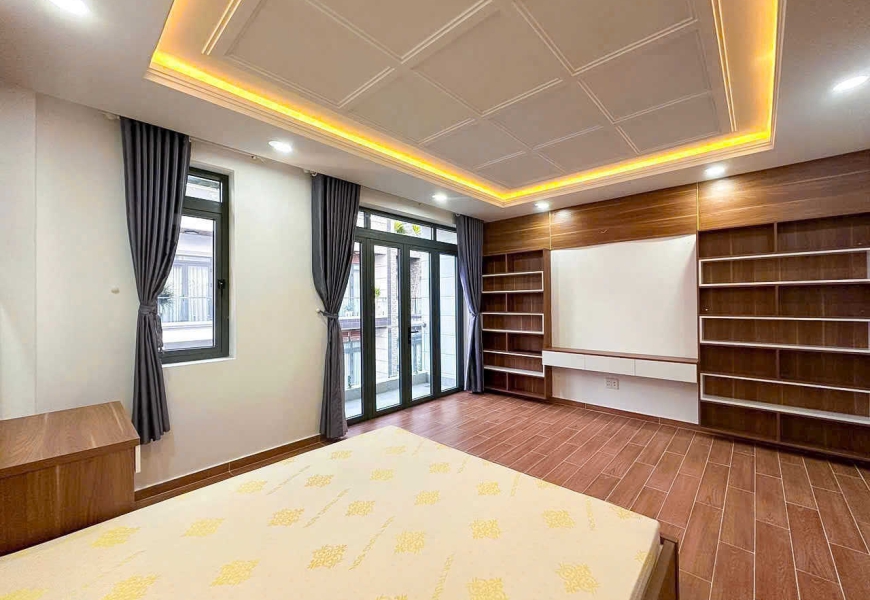 BÁN NHÀ PHỐ HIỆN ĐẠI 3 TẦNG ĐƯỜNG HUỲNH TẤN PHÁT NHÀ BÈ