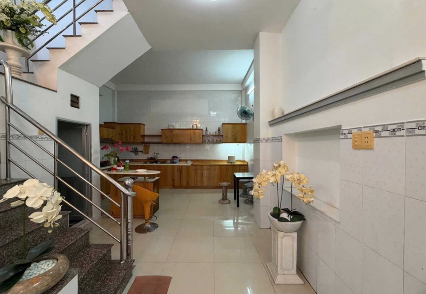 Bán Nhà Phố Hẻm Xe Hơi Đường Gò Ô Môi, Quận 7 - Cạnh Phú Mỹ Hưng.