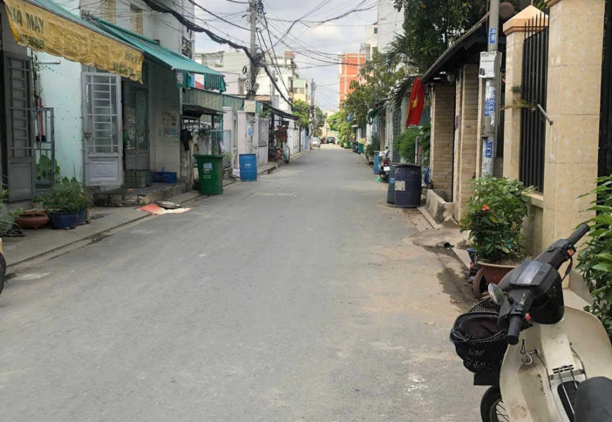 Bán nhà hẻm 8m đường Phú thuận