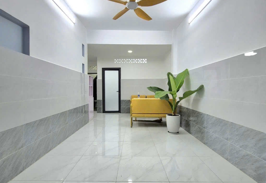 Bán nhà mặt tiền hẻm nở hậu kinh doanh buôn bán được 1247/ Huỳnh Tấn Phát- Phú Thuận q7