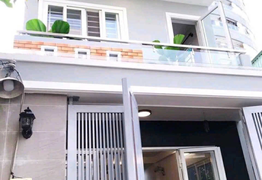 Cần bán nhà Huỳnh Tấn Phát, phường Phú Thuận,Quận 7