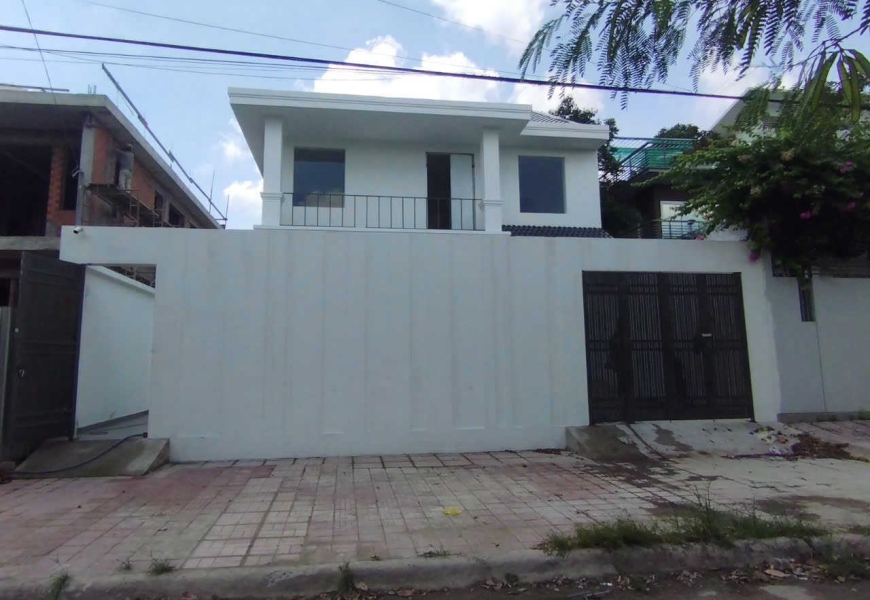 Bán biệt thự ngang 11.5m x dài 20m = 230m2 đất, mặt tiền đường 3359 Phạm Thế Hiển, q8