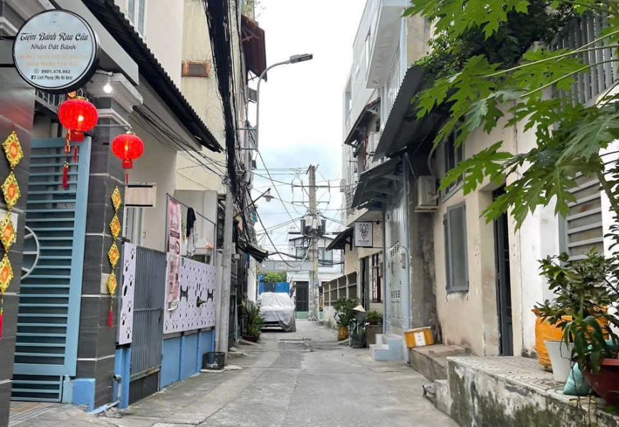 BÁN NHÀ HẺM XE HƠI 60 LÂM VĂN BỀN ( QUẬN7 cũ ). 