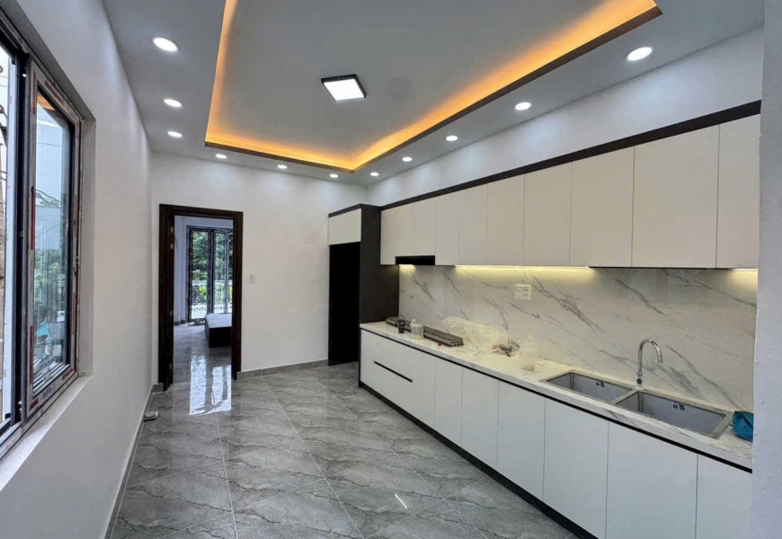 Cho thuê nhà mặt tiền kinh doanh đường trần xuân soạn, p tân hưng TP. HCM