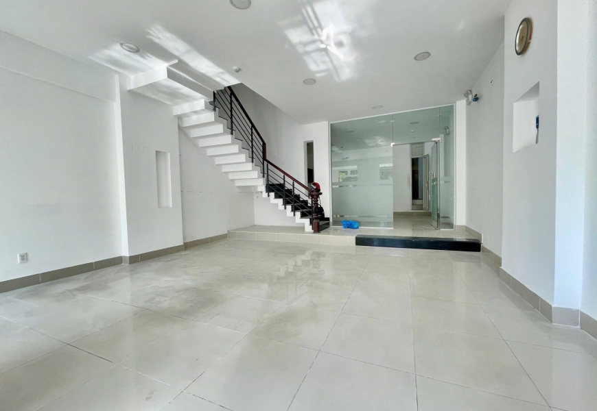 Bán nhà mặt tiền đường số 65 rộng 24m kdc Tân quy đông ( p.tân Hưng mới) Quận7 cũ TP.HCM. 