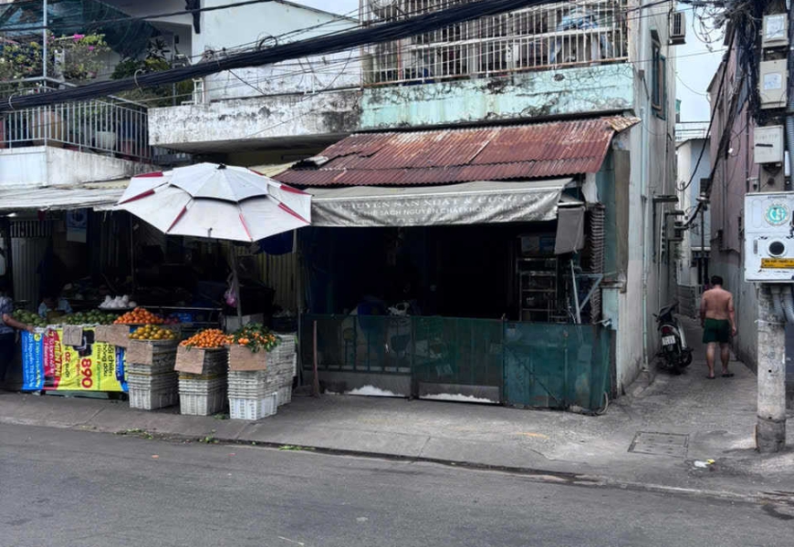 Bán Nhà Nát Mặt Tiền Đường Tôn Thất Thuyết Quận 4