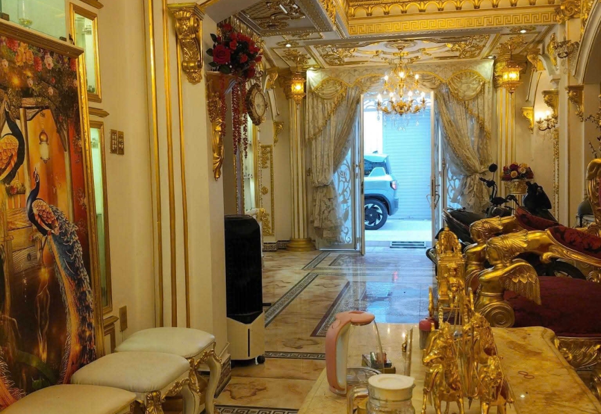 Chính chủ e cần cho thuê nhà Nguyên căn biệt thự rát vàng Q7  hoặc các lầu  Vị trí lâm văn bền,  quận 7