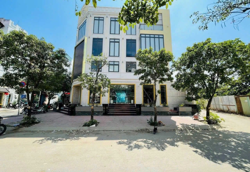 CHO THUÊ CĂN GÓC – KDC TRUNG SƠN (LIỀN KỀ HIM LAM Q7) 