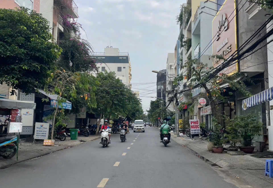 Bán nhà MT đường 79 kinh doanh đông,p.Tân Hưng mới