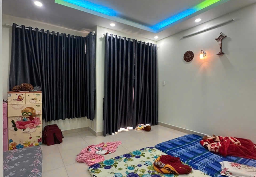 BÁN NHÀ MẶT TIỀN HẺM 160 Nguyễn Văn Quỳ,hẻm kinh doanh