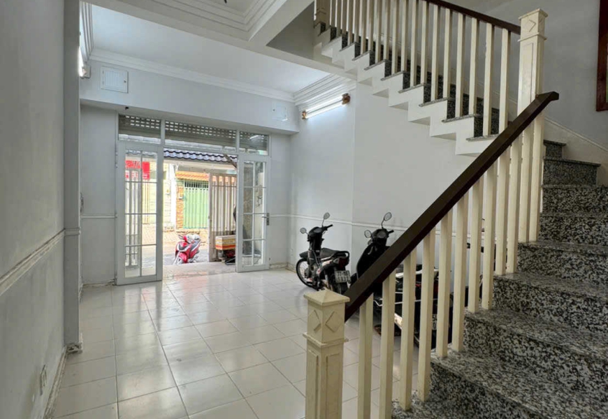 Chính chủ cho thuê nhà mặt tiền đường số 45 Tân Quy Quận 7