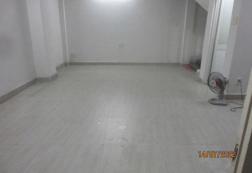 Cho thuê nhà nguyên 881/ HTP Q7