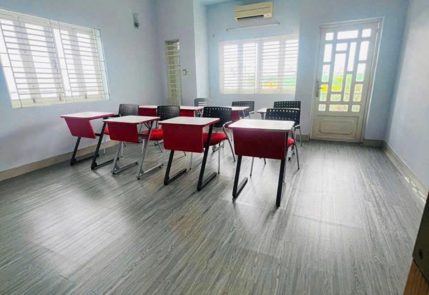 0909227199 Cho Thuê Nhà Mặt Tiền Vị trí đường 30m ngay Sunrise phường Tân Hưng Quận 7 