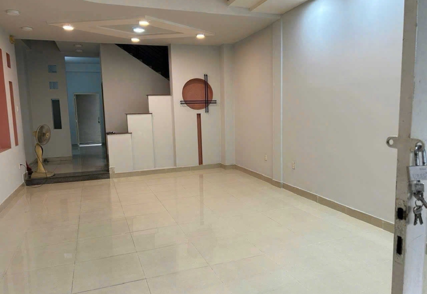 0909227199 Cho Thuê Nhà Mặt Tiền Vị trí đường 30m ngay Sunrise phường Tân Hưng Quận 7 