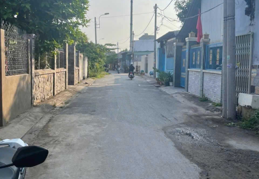 Bán nhà cấp 4 Diện tích rộng thích hợp xây căn hộ CHDV hoặc làm biệt thự vườn