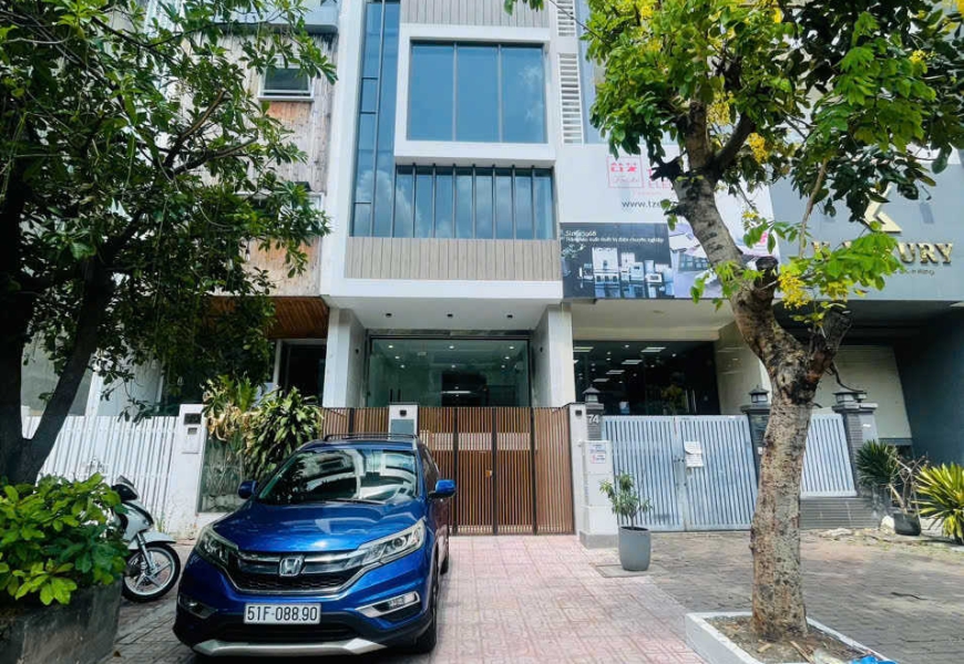 BÁN NHÀ PHỐ SIÊU VIP ĐƯỜNG HOÀNG TRỌNG MẬU KHU HIMLAM QUẬN 7