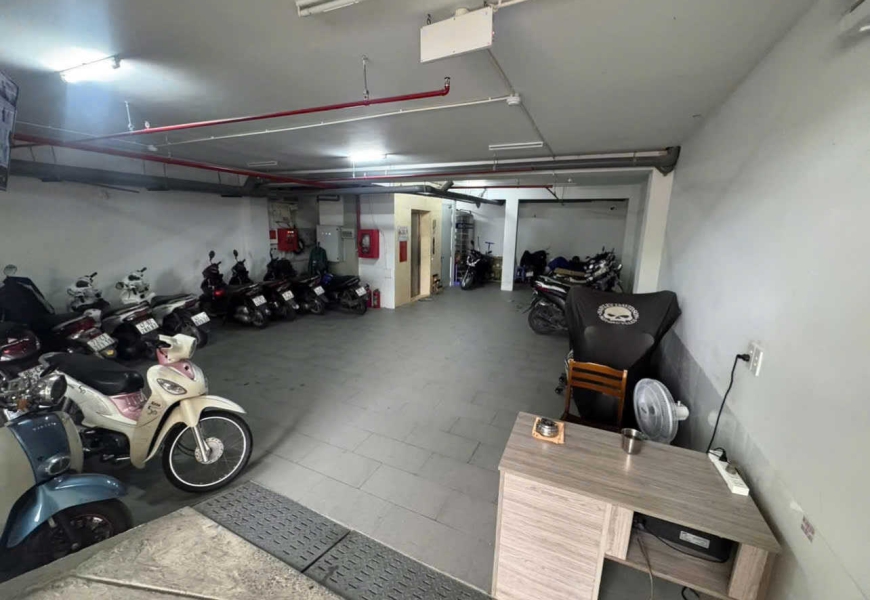 Bán Toà Nhà CHDV 172-174 Nguyễn Văn Linh, Tân Thuận Tây, Quận 7