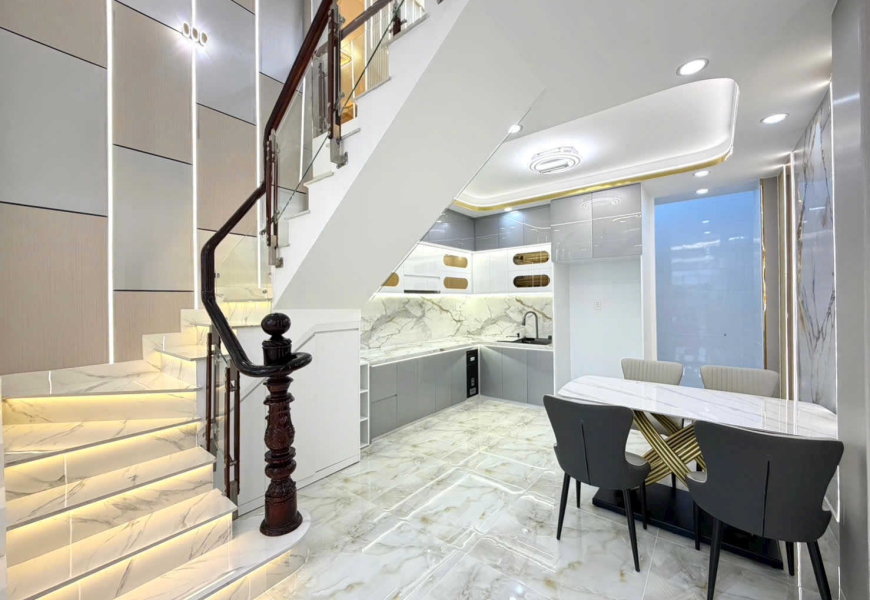 Bán nhà vừa hoàn thiện mới 100% .nhà bè hẻm 1979 củ nay là đường Huỳnh Thị ĐỒNG nhà bè cạnh trung tâm hahf chính nhà bè