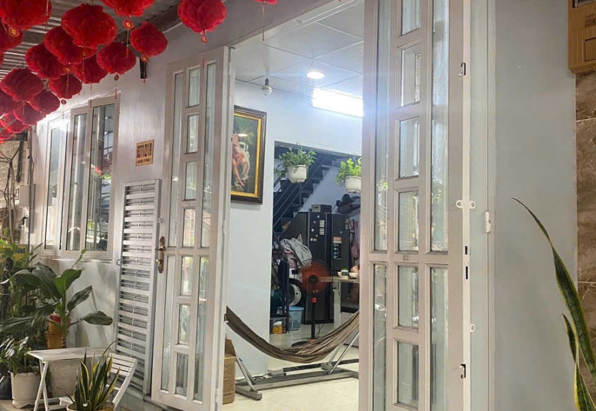 BÁN NHÀ HẺM 637/1/2/ /   LÊ VĂN LƯƠNG P TÂN HƯNG