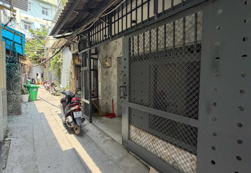 Bán nhà hẻm 88/14/10 đường Nguyễn Văn Quỳ Q.7 ( nay là phường Phú Thuận )