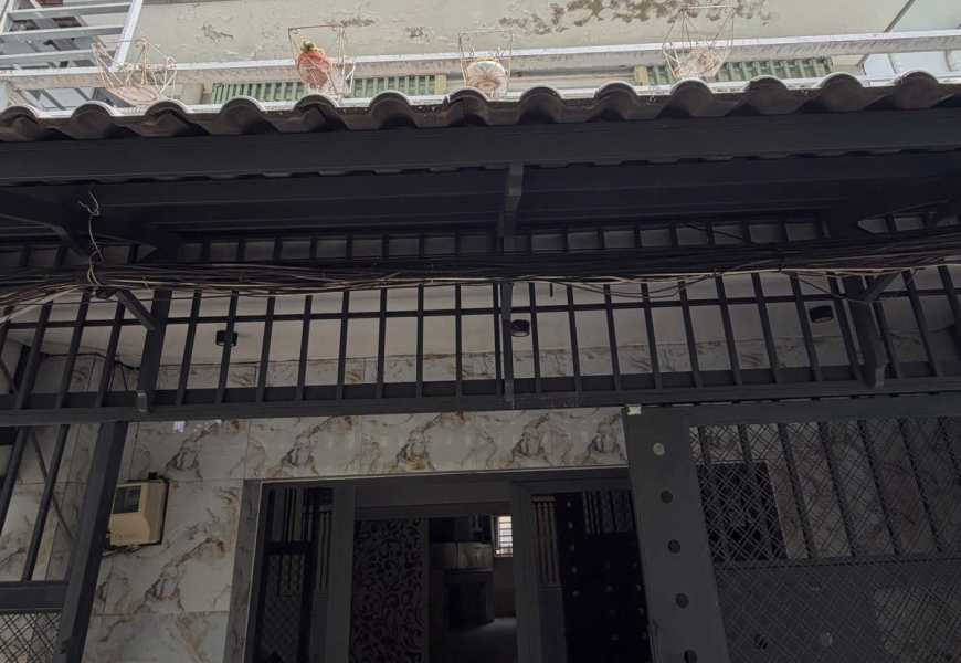 Bán nhà hẻm 88/14/10 đường Nguyễn Văn Quỳ Q.7 ( nay là phường Phú Thuận )