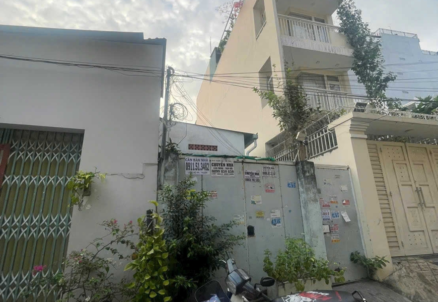 Bán dãy nhà trọ 5 phòng kdc Kiều Đàm 793/28/1/4 Trần Xuân Soạn