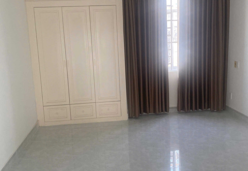 Cho thuê nhà Biệt Thự p.Tân Quy 