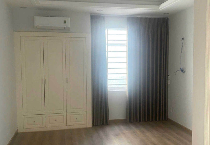 Cho thuê nhà Biệt Thự p.Tân Quy 