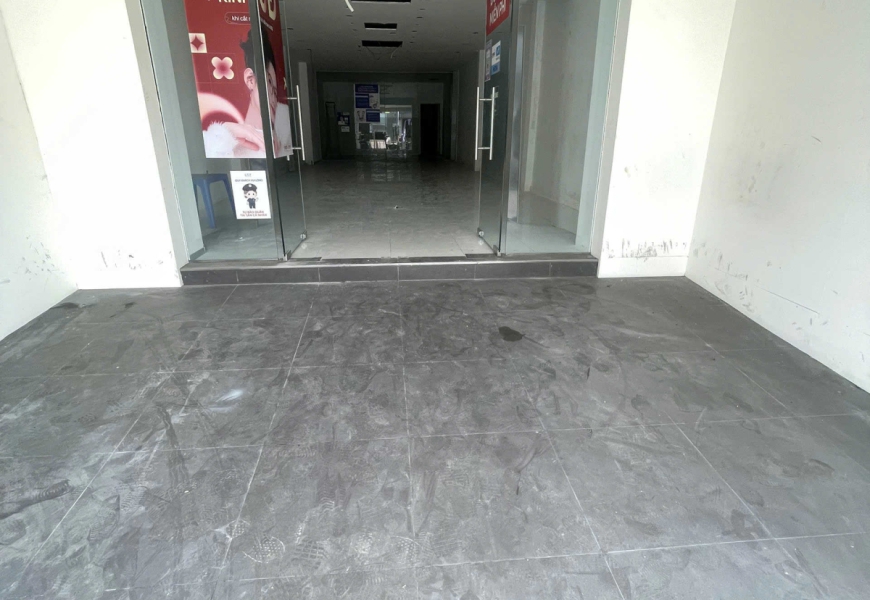 Mặt tiền  Nguyễn Thị Thập đoạn gần Lotte cực sung